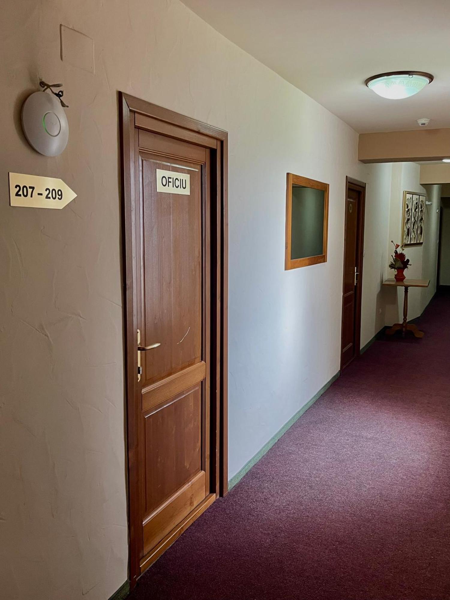 Hotel Lucy Star Клуж-Напока Екстериор снимка
